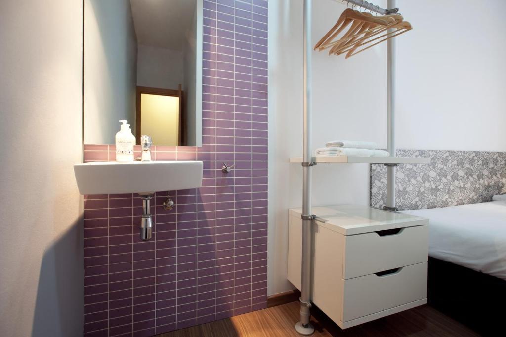 Hostal Nitzs Bcn Барселона Номер фото
