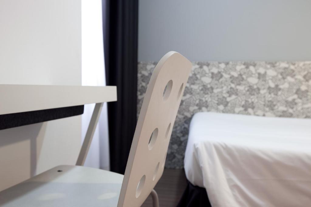 Hostal Nitzs Bcn Барселона Номер фото