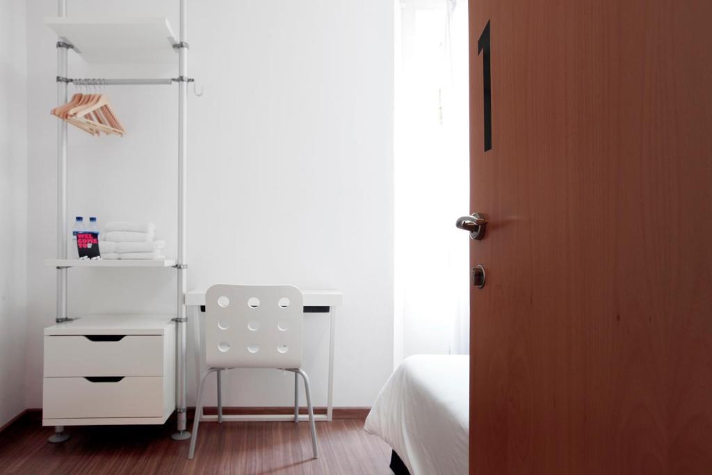 Hostal Nitzs Bcn Барселона Номер фото